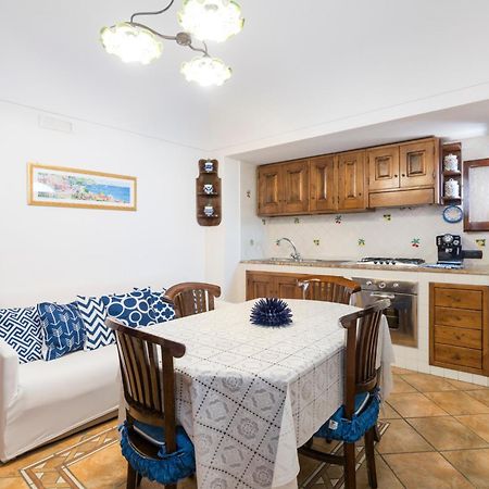 Anna Apartment Позитано Экстерьер фото