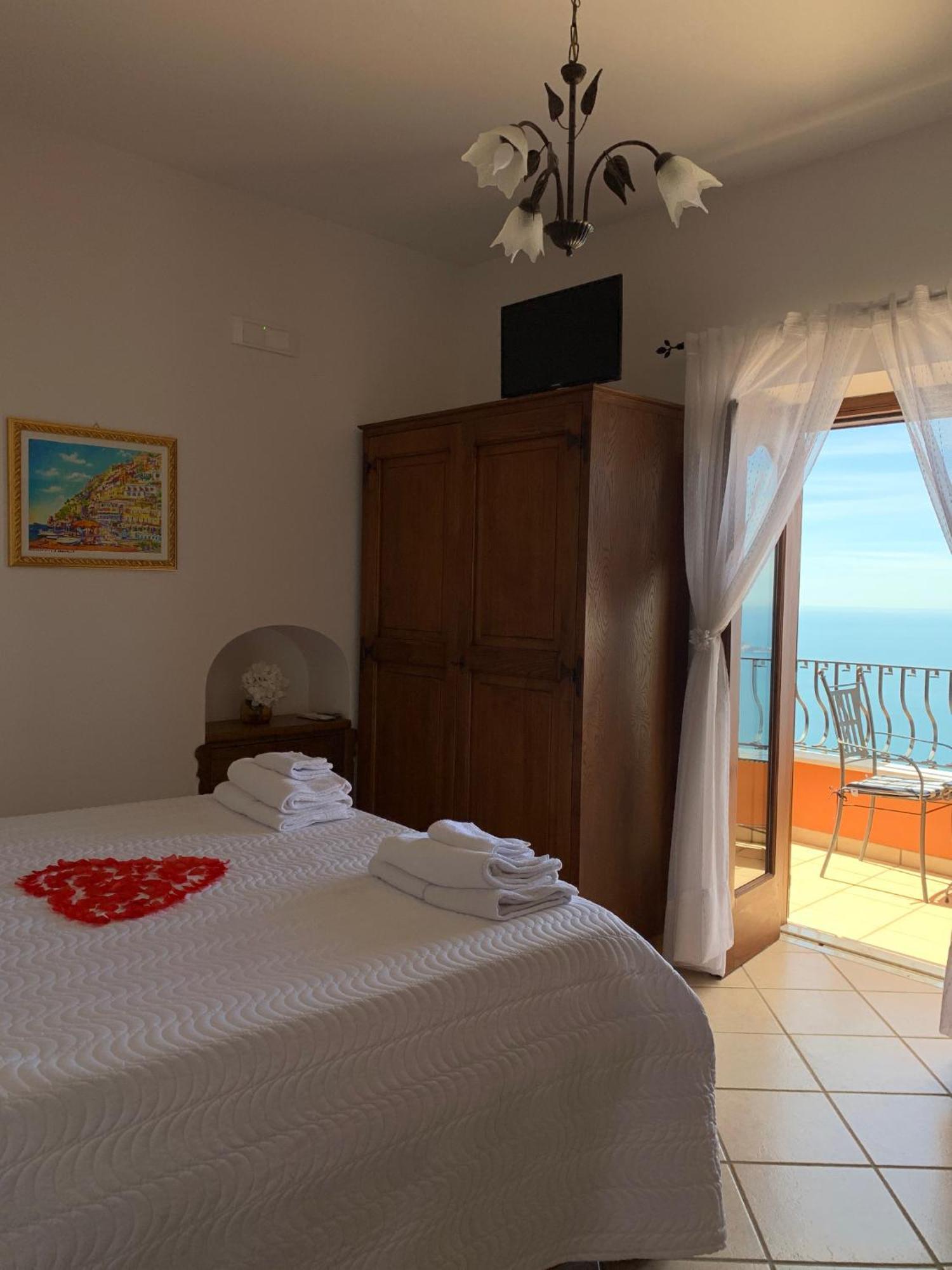 Anna Apartment Позитано Экстерьер фото